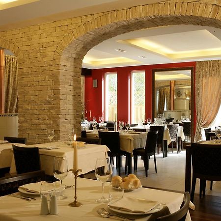 Albergo Ristorante Marcheno Exteriör bild